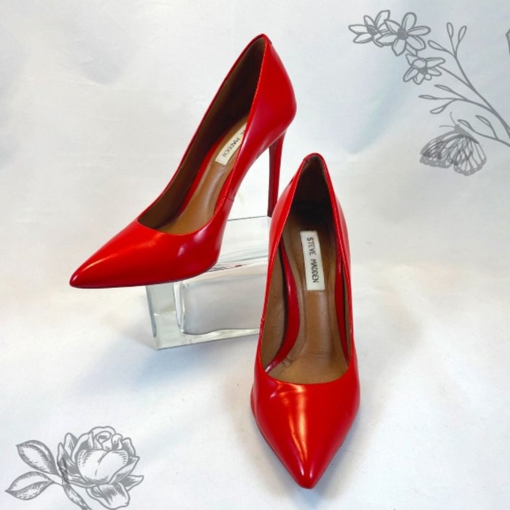 Red Pumps Steve Madden